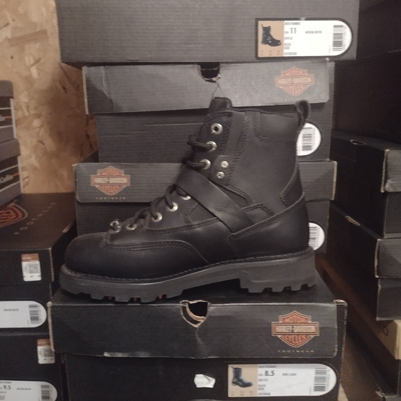 Men's Harley Davidson boots all leather Special Price $150. - Picture 2 of 3